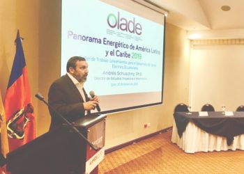 The Ministry of Energy and Non-Renewable Resources of Ecuador and ECUACIER work to take advantage of new trends for the Ecuadorian electricity sector