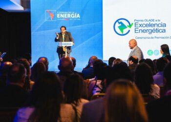 OLACDE presents the 2025 Energy Excellence Award and recognizes the best projects in Latin America and the Caribbean