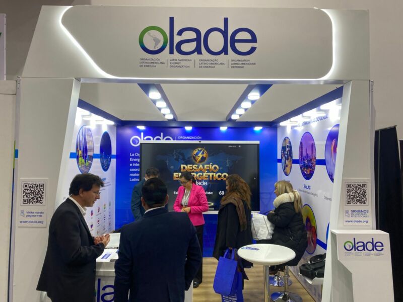 Image for the Tweet beginning: ⚡ Segundo día en la