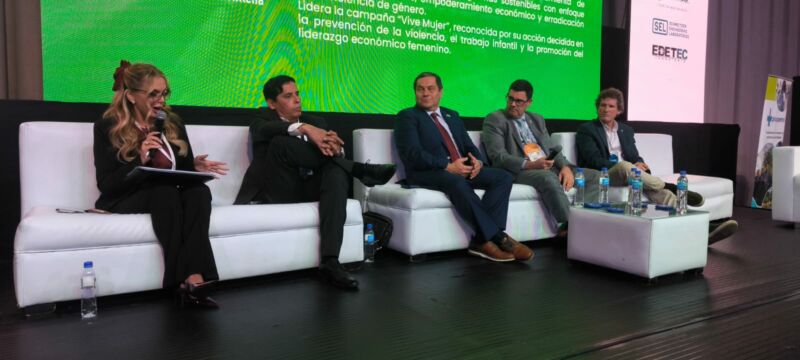 Image for the Tweet beginning: Regulación y transición energética: un