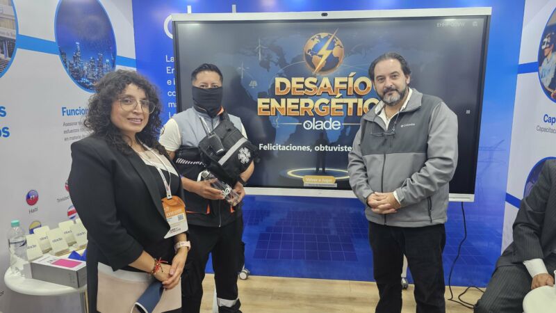 Image for the Tweet beginning: Estamos en Feria @hjbecdachferias (Oil