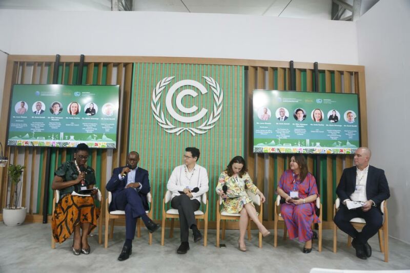 Image for the Tweet beginning: #OLADE en la COP30: Impulsando