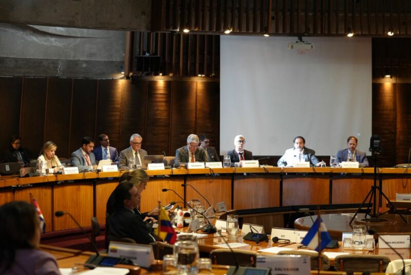 Image for the Tweet beginning: En un contexto de incertidumbre