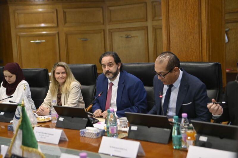 Image for the Tweet beginning: 🌍🤝 Alianza transcontinental: #Argelia y